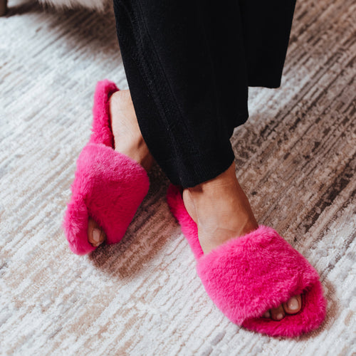 Averie Slipper - Hot Pink